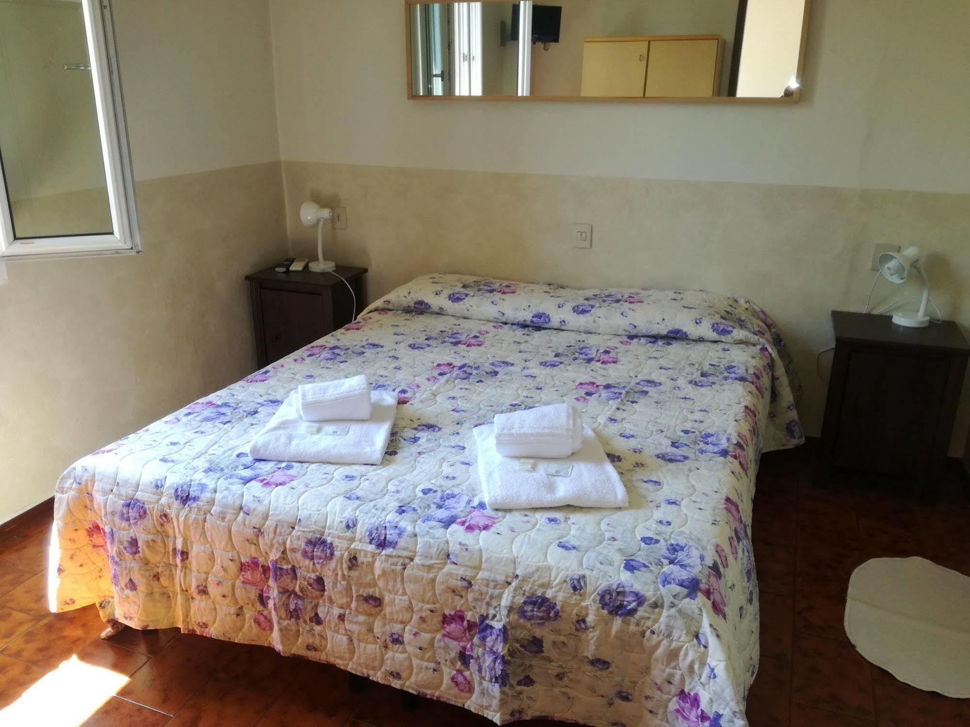 Hotel Belvedere Lovere Εξωτερικό φωτογραφία